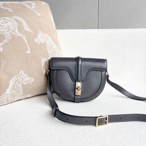 Celine Grey Besace 16 crossbody bag - Picture 2 of 8